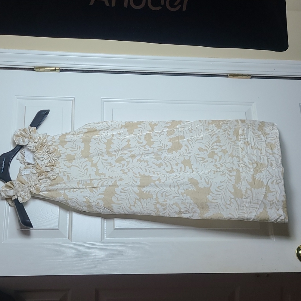 Sleeveless Ladies Dress 👗